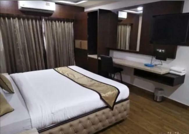 Hotel Puneet International Raipur  Exterior photo
