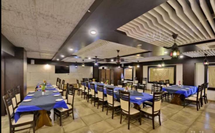 Hotel Puneet International Raipur  Exterior photo