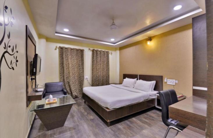 Hotel Puneet International Raipur  Exterior photo