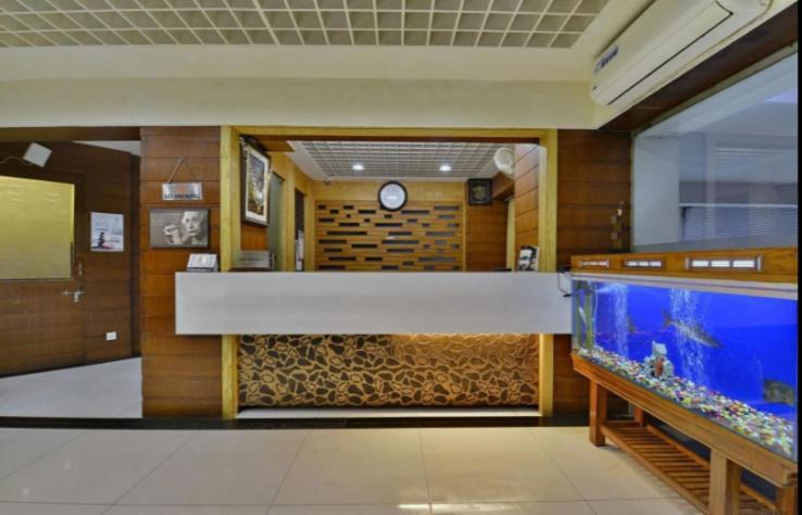 Hotel Puneet International Raipur  Exterior photo
